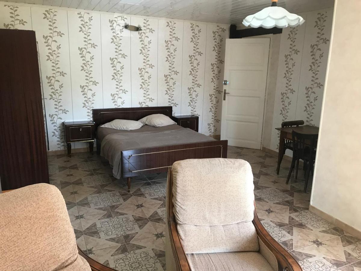 Metris De La Place Apartment Corre ภายนอก รูปภาพ